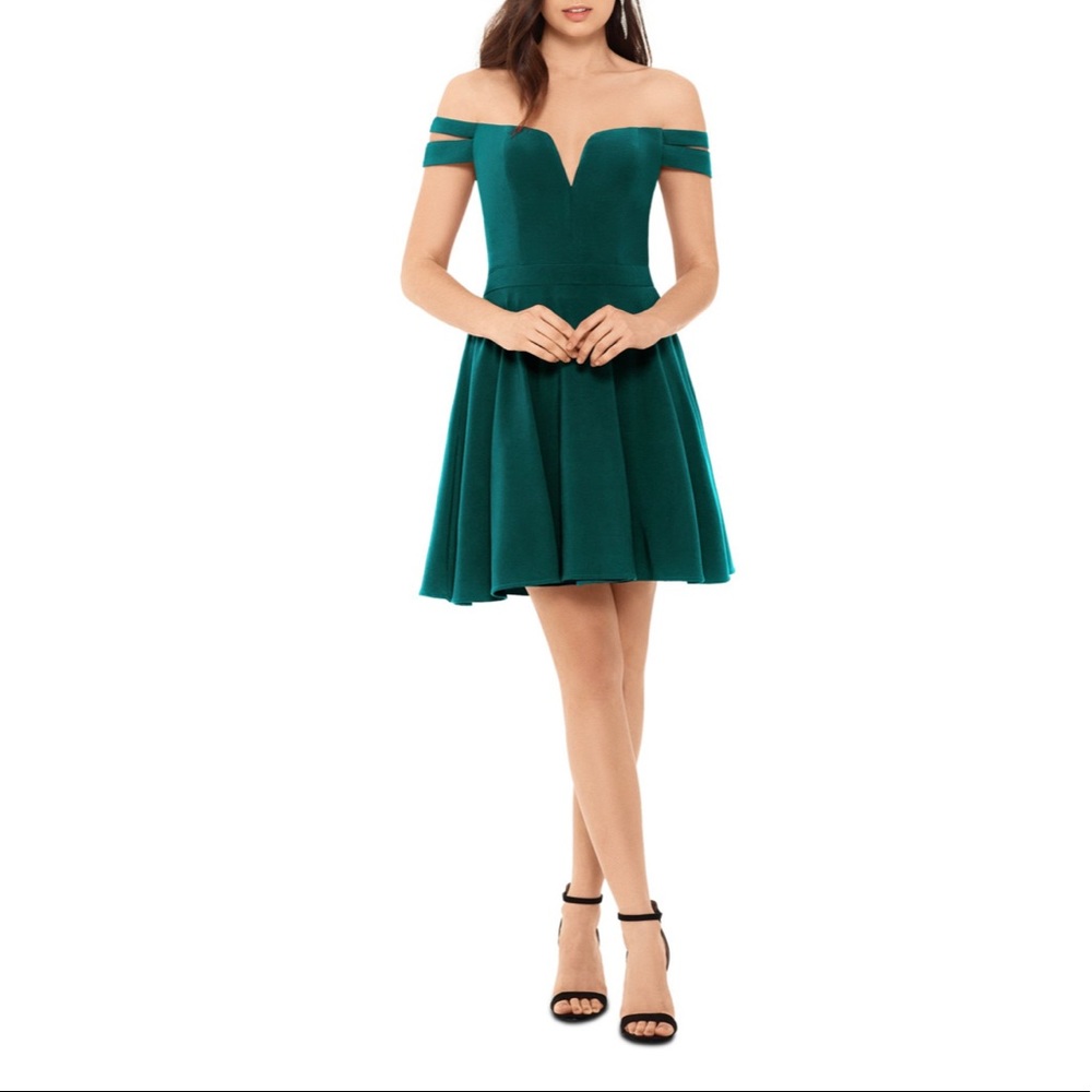 Xscape || Size 10 || Off-The Shoulder Dress